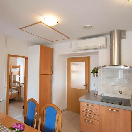 Apartma Bajc Appartement Ajdovščina Buitenkant foto