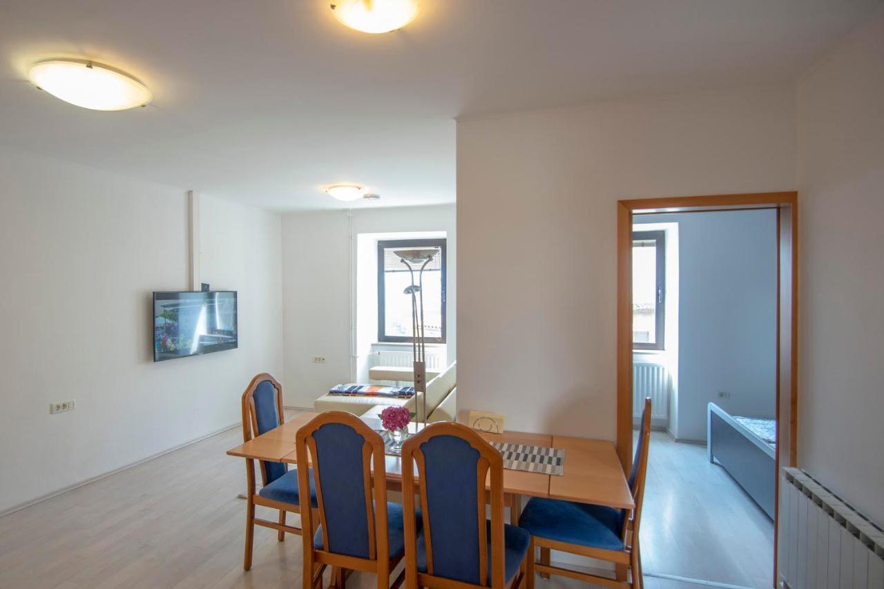 Apartma Bajc Appartement Ajdovščina Buitenkant foto