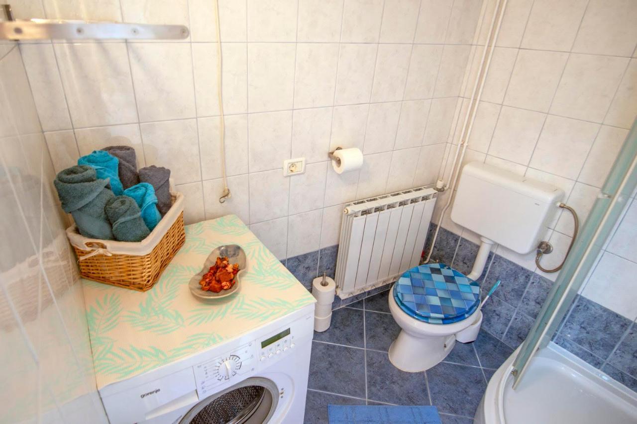 Apartma Bajc Appartement Ajdovščina Buitenkant foto